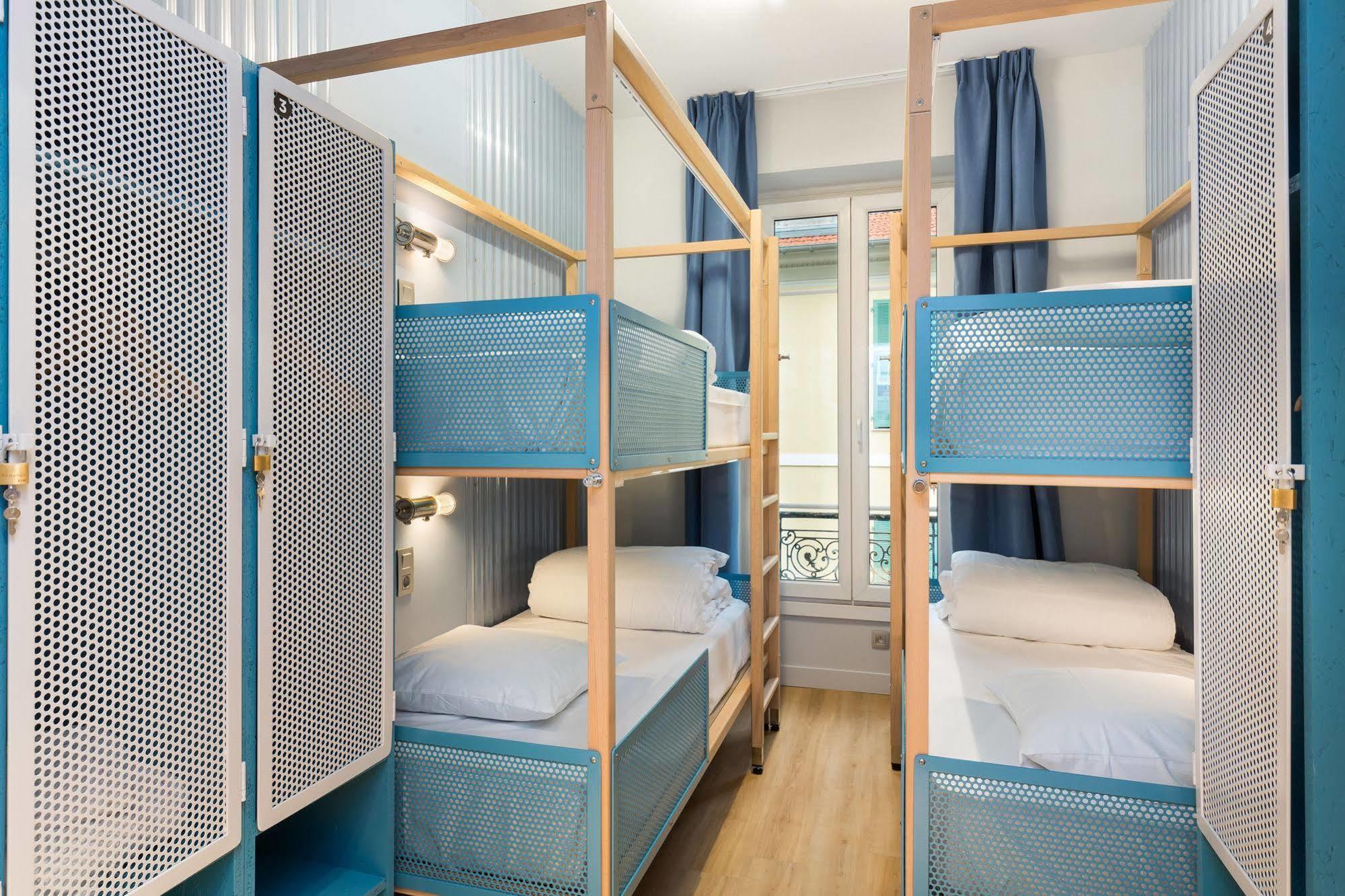 Hostel Ozz Nice Luaran gambar